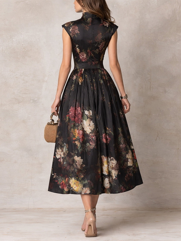 Robe Midi Plissée en Satin avec Col à Oeil de Verre Noir