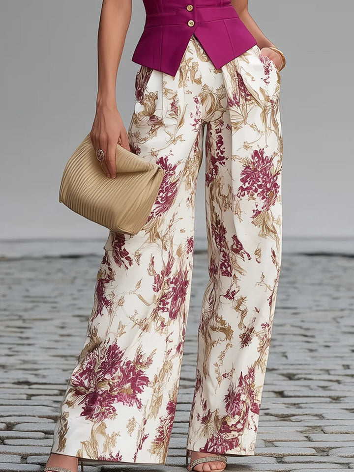 Ensemble débardeur sans manches rose et pantalon large à imprimé floral