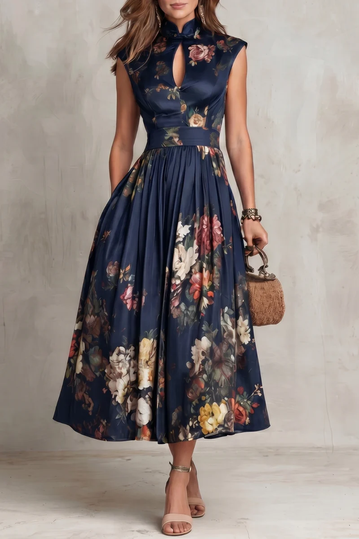 Robe Midi Plissée en Satin avec Col à Oeil de Verre Noir